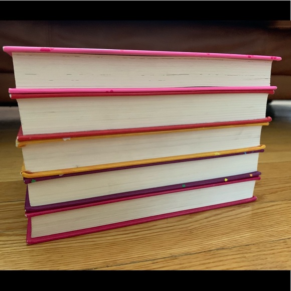 Dork Diaries set - Vol 1,2,3,6 & 10 - Picture 3 of 3